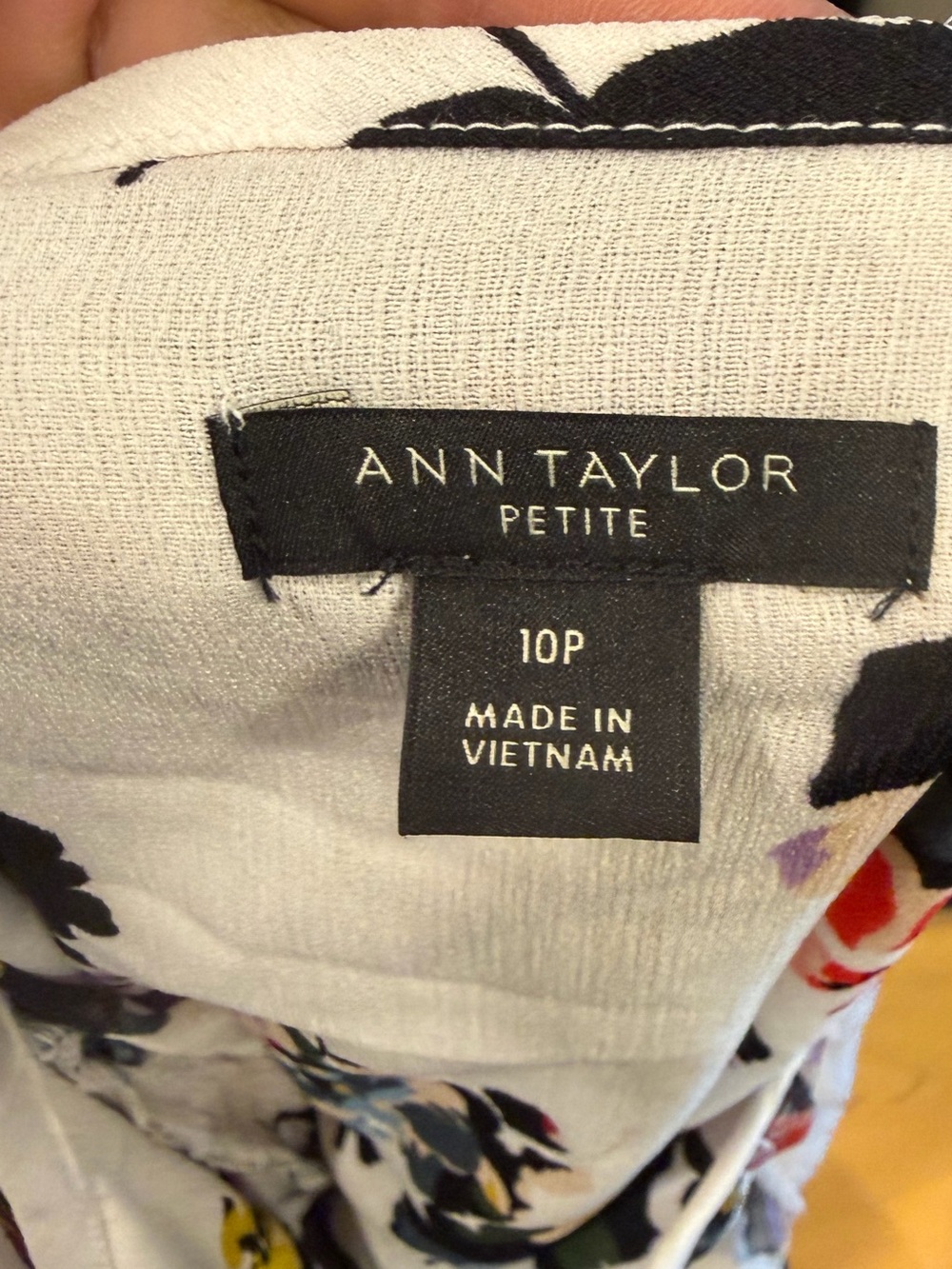Ann Taylor Petite White/Black Floral Print Dress - Picture 7 of 9